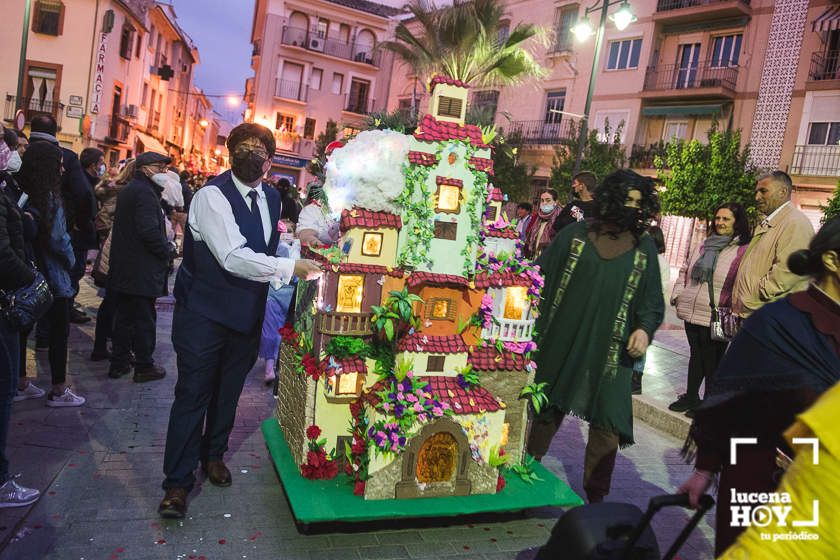 GALERÍA: El Pasacalles llena de alegría y colorido las calles del centro de Lucena