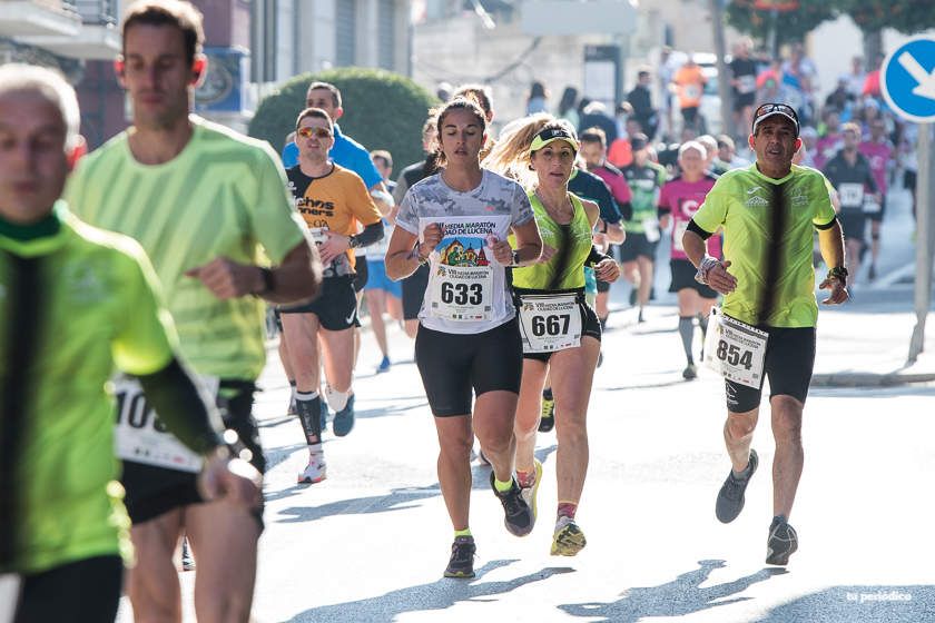 GALERÍA I: Las fotos de la VIII Media Maratón de Lucena