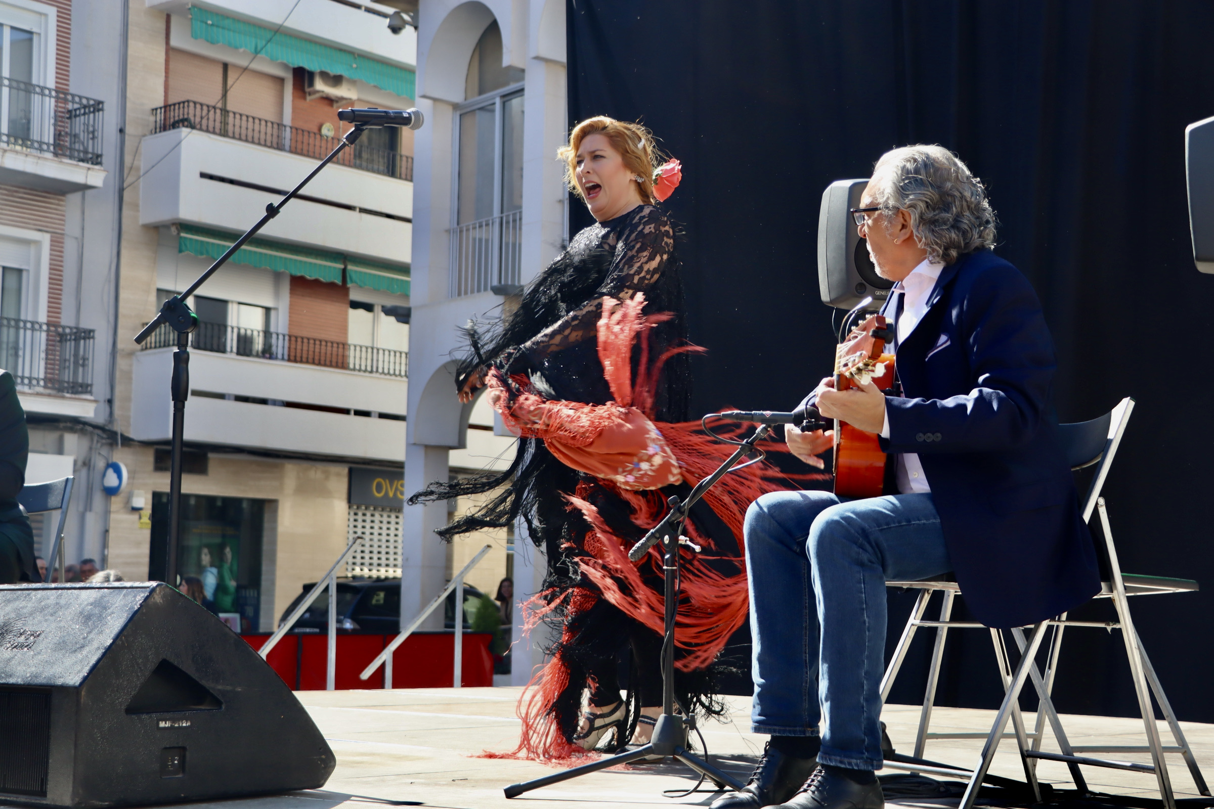 Día de Andalucía en Lucena: Estrella Morente en la Plaza Nueva Día de Andalucía en Lucena: Estrella Morente en la Plaza Nueva