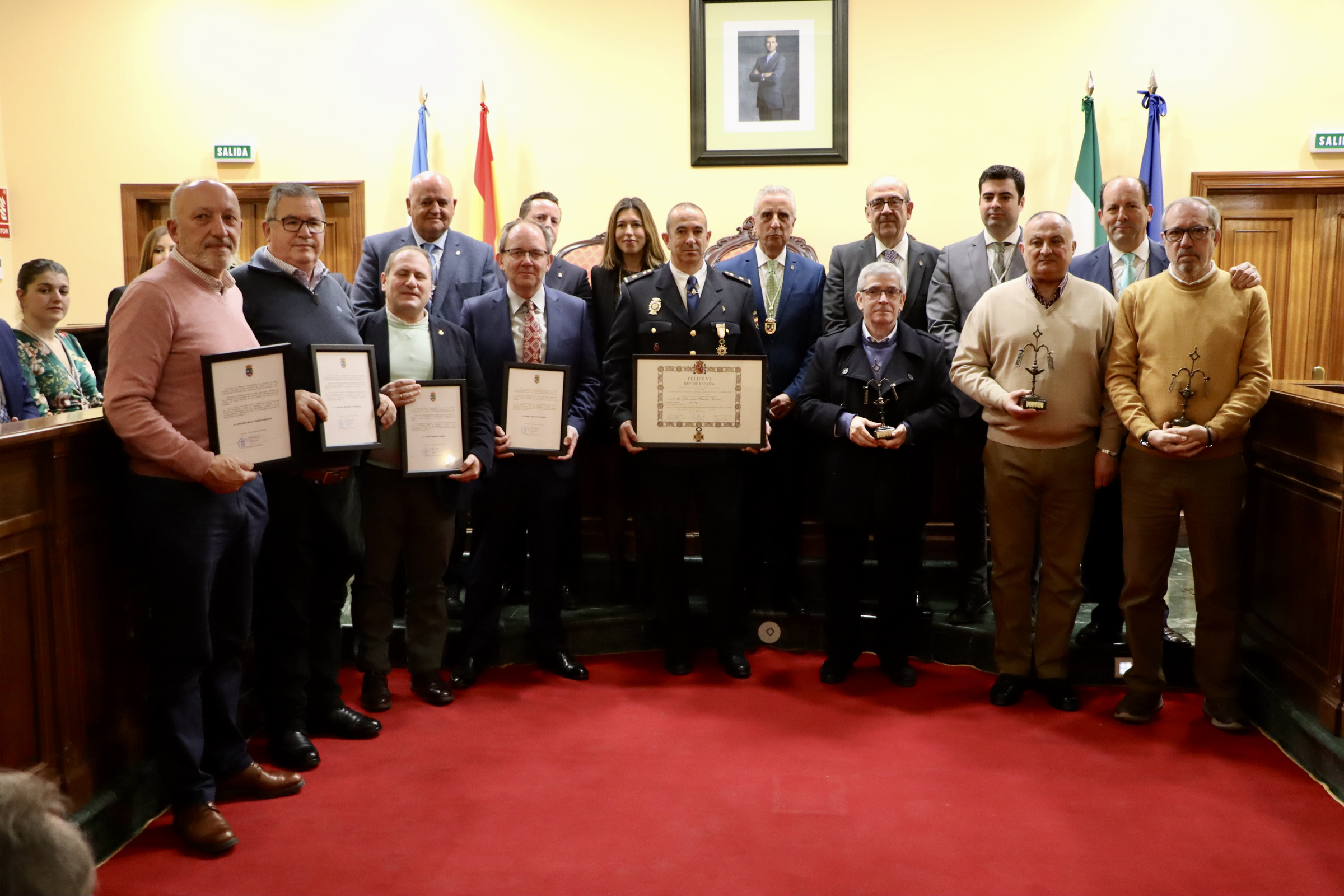 Autoridades y galardonados durante el acto institucional de este Día de Andalucía