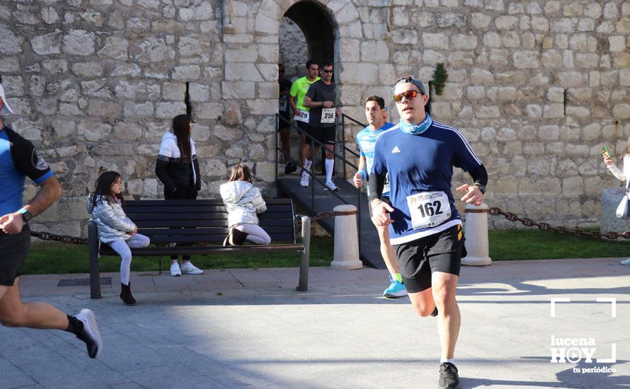 GALERÍA II: Las fotos de la VIII Media Maratón de Lucena.