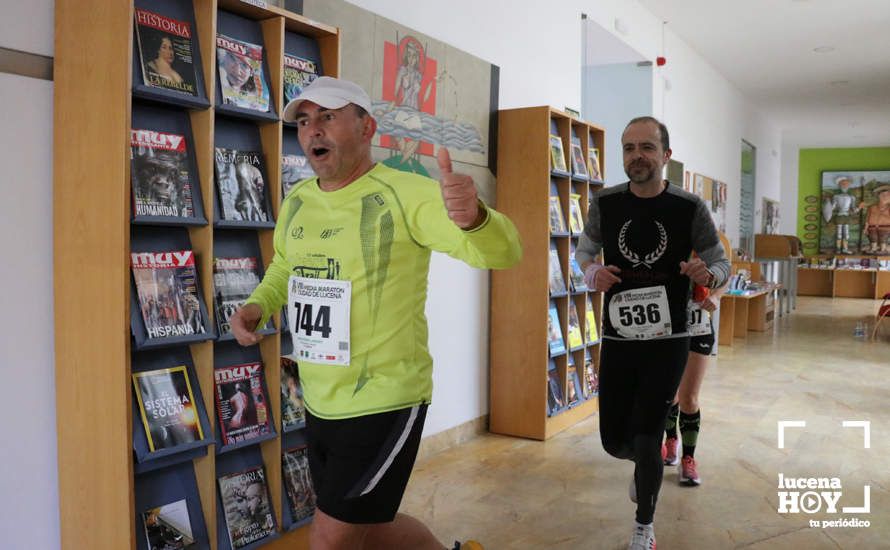 GALERÍA II: Las fotos de la VIII Media Maratón de Lucena.