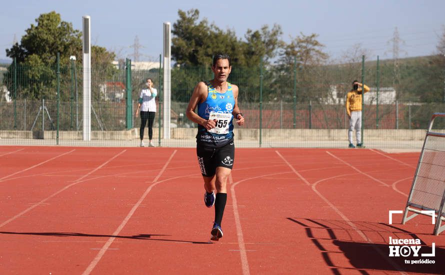 GALERÍA III: Las fotos de la VIII Media Maratón de Lucena: La alegría de llegar a la meta