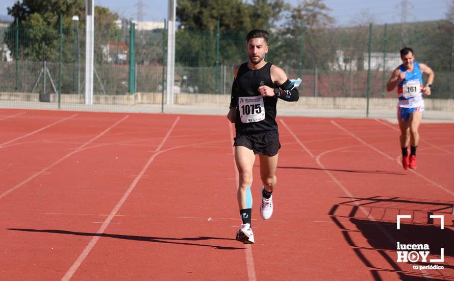 GALERÍA III: Las fotos de la VIII Media Maratón de Lucena: La alegría de llegar a la meta GALERÍA III: Las fotos de la VIII Media Maratón de Lucena: La alegría de llegar a la meta