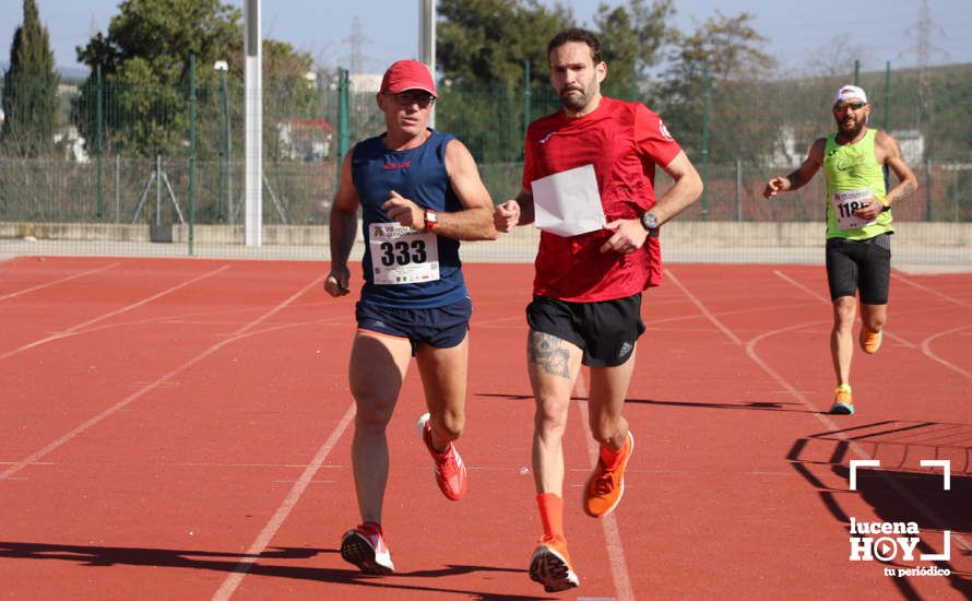 GALERÍA III: Las fotos de la VIII Media Maratón de Lucena: La alegría de llegar a la meta