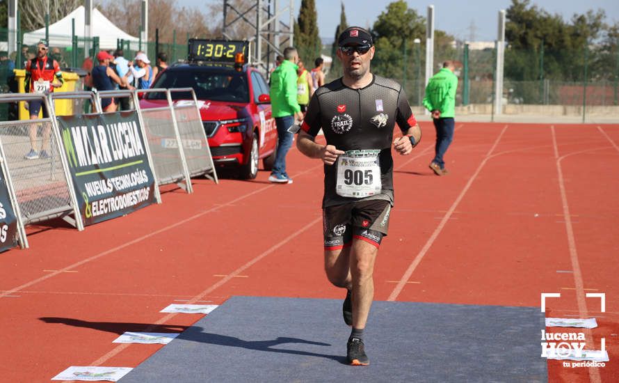 GALERÍA III: Las fotos de la VIII Media Maratón de Lucena: La alegría de llegar a la meta GALERÍA III: Las fotos de la VIII Media Maratón de Lucena: La alegría de llegar a la meta