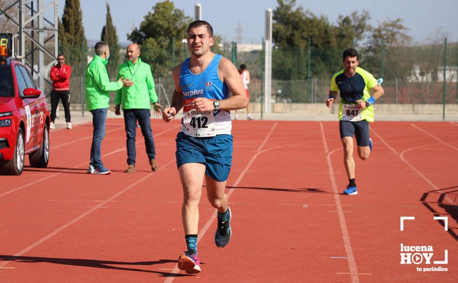 GALERÍA III: Las fotos de la VIII Media Maratón de Lucena: La alegría de llegar a la meta