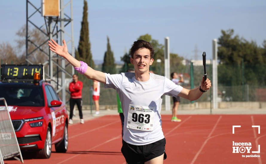 GALERÍA III: Las fotos de la VIII Media Maratón de Lucena: La alegría de llegar a la meta