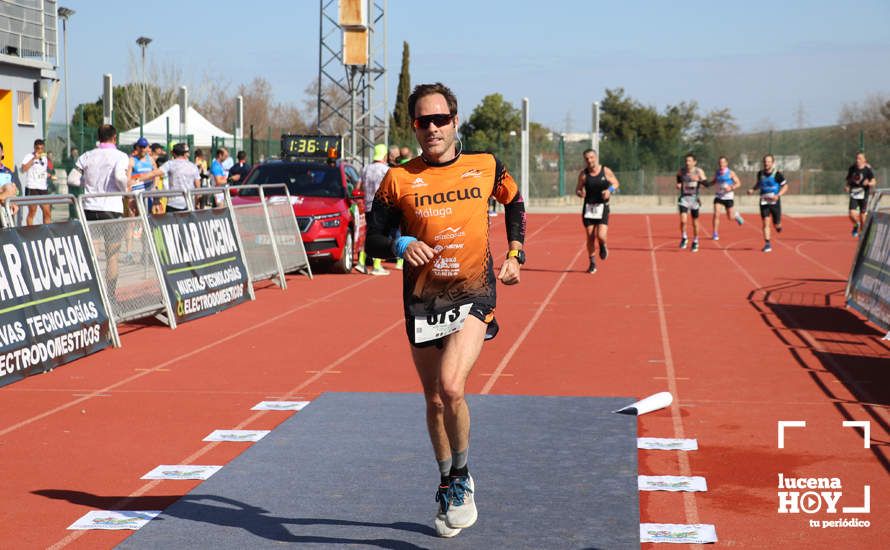 GALERÍA III: Las fotos de la VIII Media Maratón de Lucena: La alegría de llegar a la meta