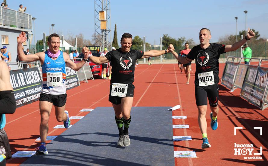 GALERÍA III: Las fotos de la VIII Media Maratón de Lucena: La alegría de llegar a la meta