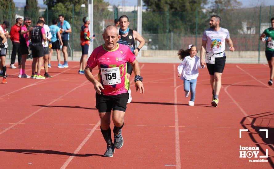 GALERÍA III: Las fotos de la VIII Media Maratón de Lucena: La alegría de llegar a la meta