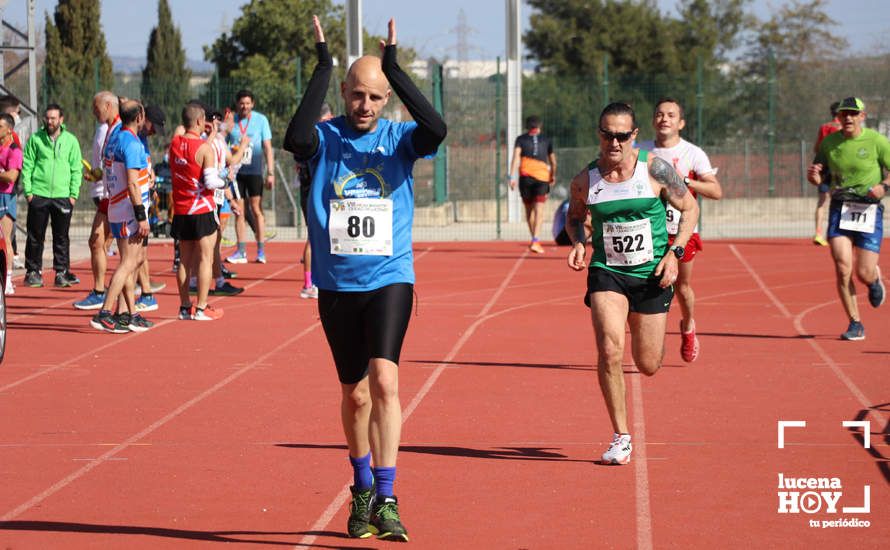 GALERÍA III: Las fotos de la VIII Media Maratón de Lucena: La alegría de llegar a la meta