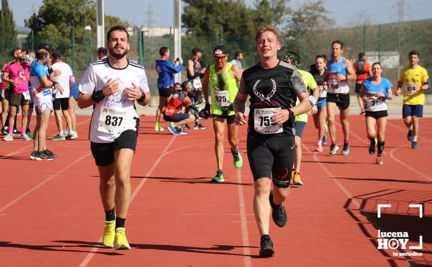 GALERÍA III: Las fotos de la VIII Media Maratón de Lucena: La alegría de llegar a la meta