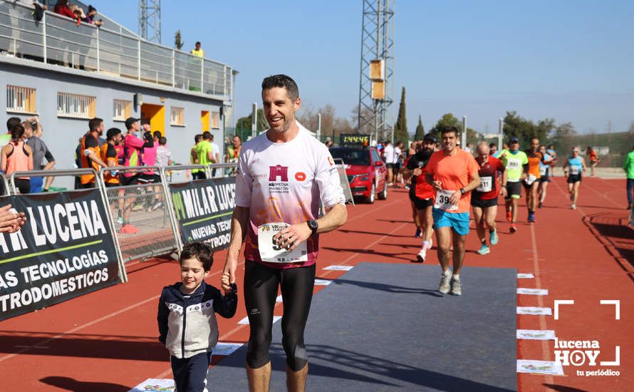 GALERÍA III: Las fotos de la VIII Media Maratón de Lucena: La alegría de llegar a la meta