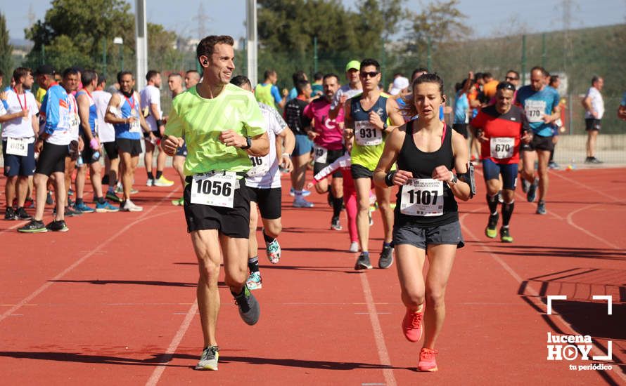 GALERÍA III: Las fotos de la VIII Media Maratón de Lucena: La alegría de llegar a la meta