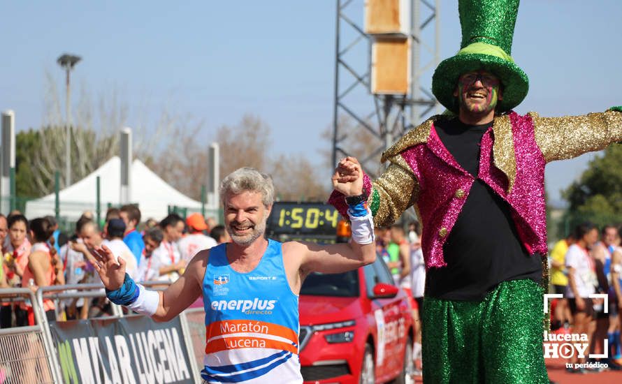GALERÍA III: Las fotos de la VIII Media Maratón de Lucena: La alegría de llegar a la meta GALERÍA III: Las fotos de la VIII Media Maratón de Lucena: La alegría de llegar a la meta