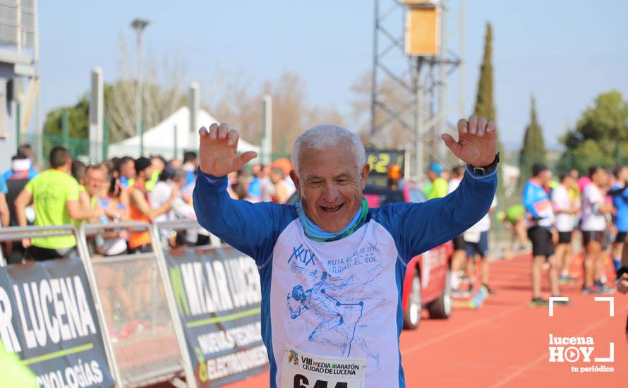 GALERÍA III: Las fotos de la VIII Media Maratón de Lucena: La alegría de llegar a la meta GALERÍA III: Las fotos de la VIII Media Maratón de Lucena: La alegría de llegar a la meta
