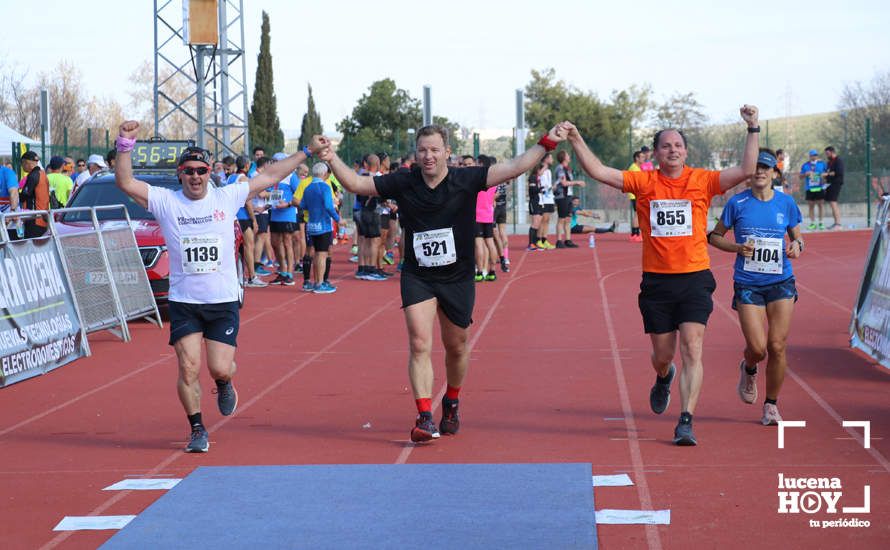 GALERÍA III: Las fotos de la VIII Media Maratón de Lucena: La alegría de llegar a la meta