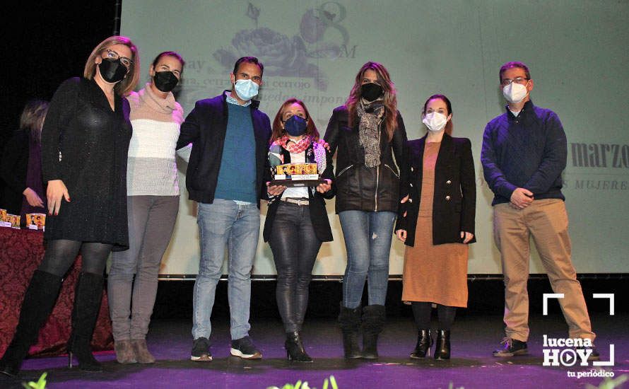 GALERÍA: Lucena rinde homenaje a la trayectoria de 9 mujeres y colectivos lucentinos en el acto central del Día Internacional de la Mujer GALERÍA: Lucena rinde homenaje a la trayectoria de 9 mujeres y colectivos lucentinos en el acto central del Día Internacional de la Mujer
