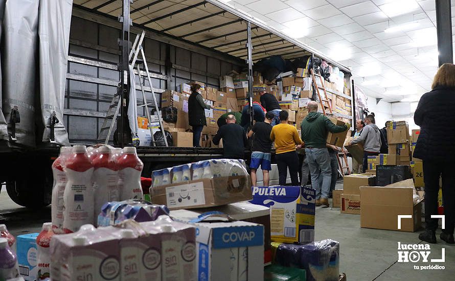 GALERÍA: Ucrania en el corazón: diecisiete toneladas de solidaridad y esperanza parten desde Lucena hacia la frontera ucraniana GALERÍA: Ucrania en el corazón: diecisiete toneladas de solidaridad y esperanza parten desde Lucena hacia la frontera ucraniana