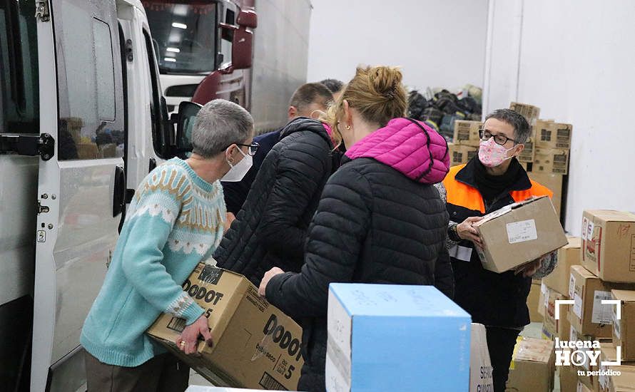 GALERÍA: Ucrania en el corazón: diecisiete toneladas de solidaridad y esperanza parten desde Lucena hacia la frontera ucraniana