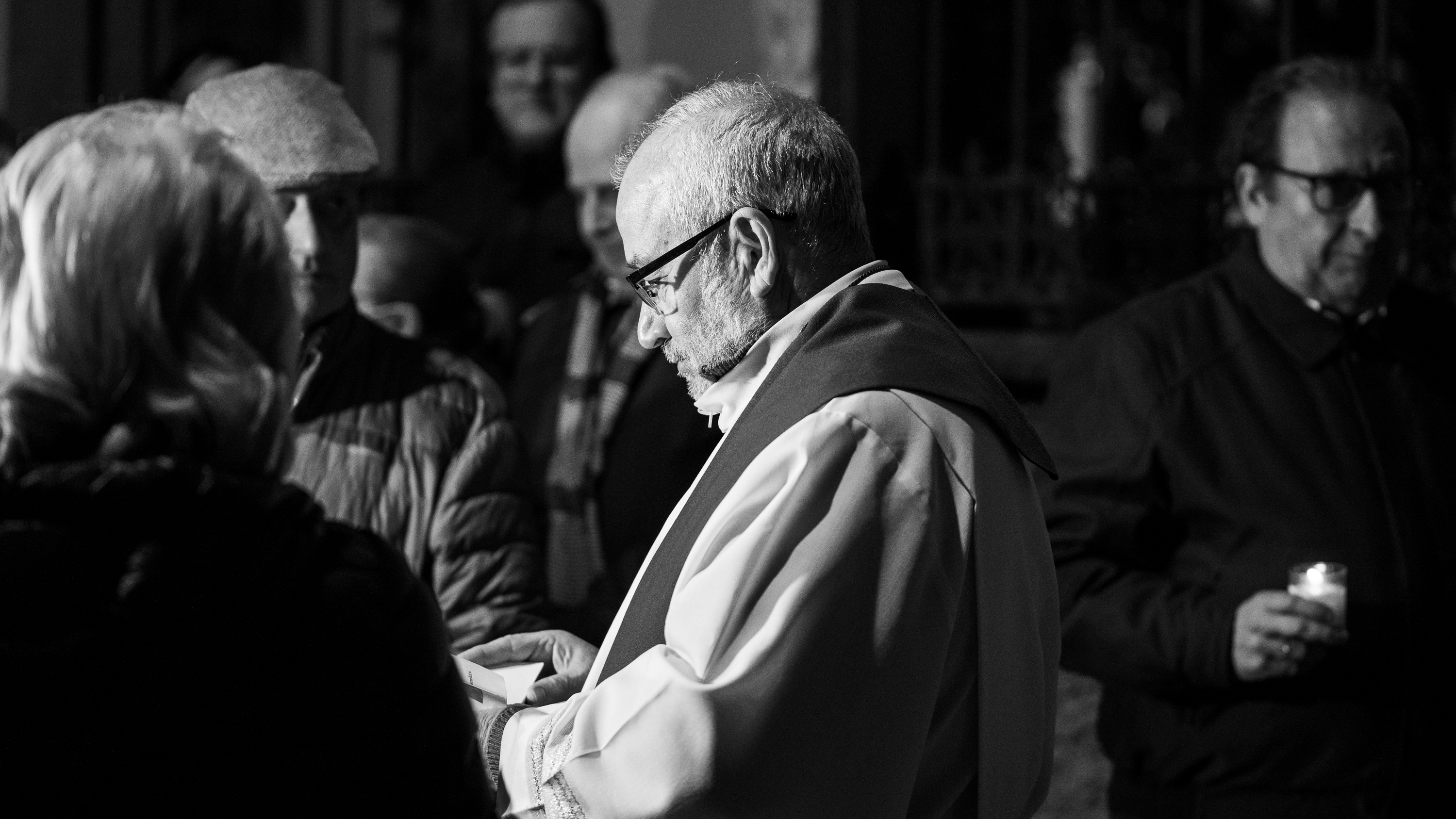 Vía Crucis del Crucificado de la Pasión Vía Crucis del Crucificado de la Pasión