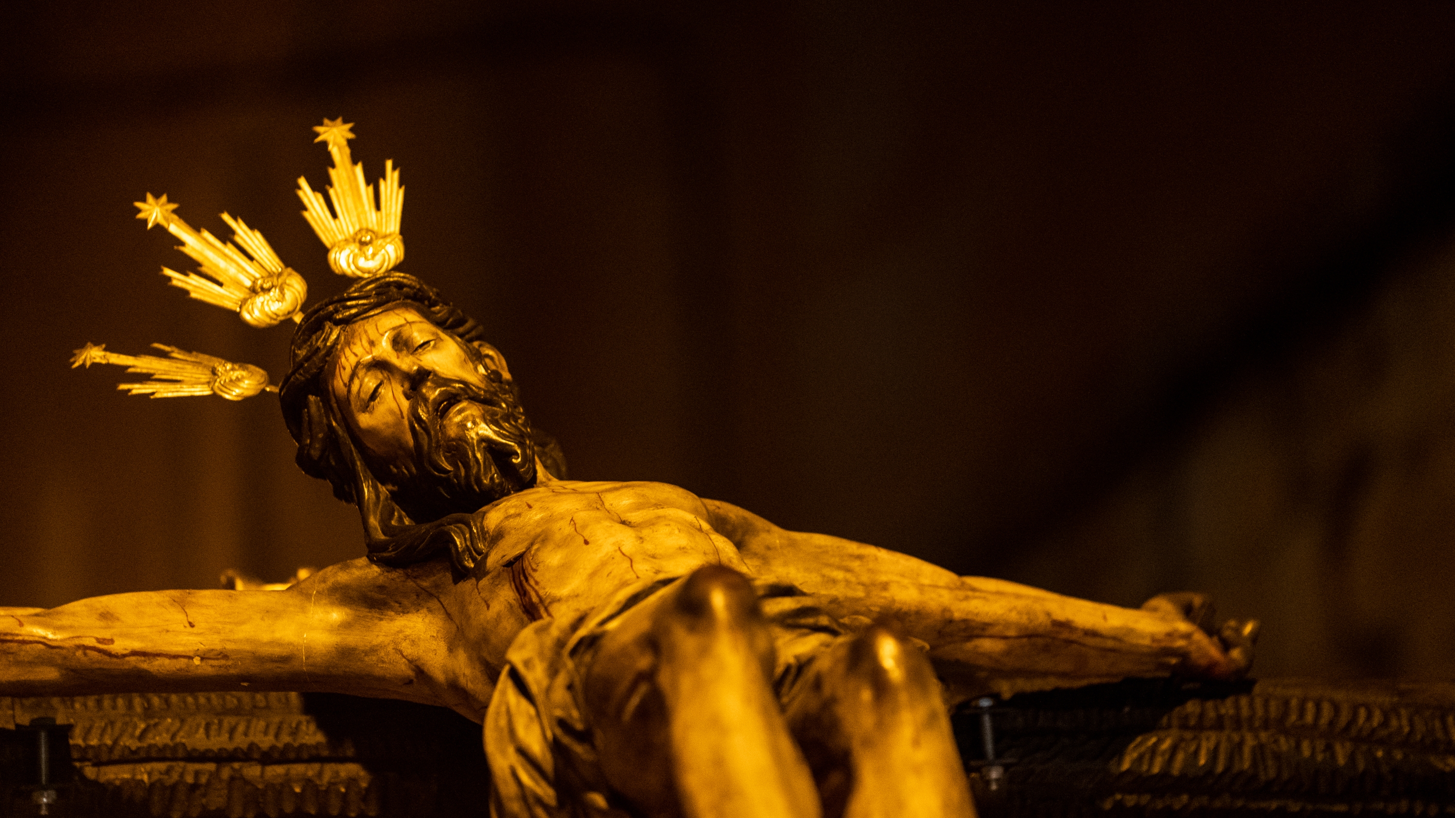 Vía Crucis del Crucificado de la Pasión Vía Crucis del Crucificado de la Pasión