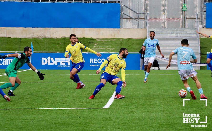 GALERÍA: El Ciudad de Lucena retoma la senda de la victoria frente al Conil (4-1)