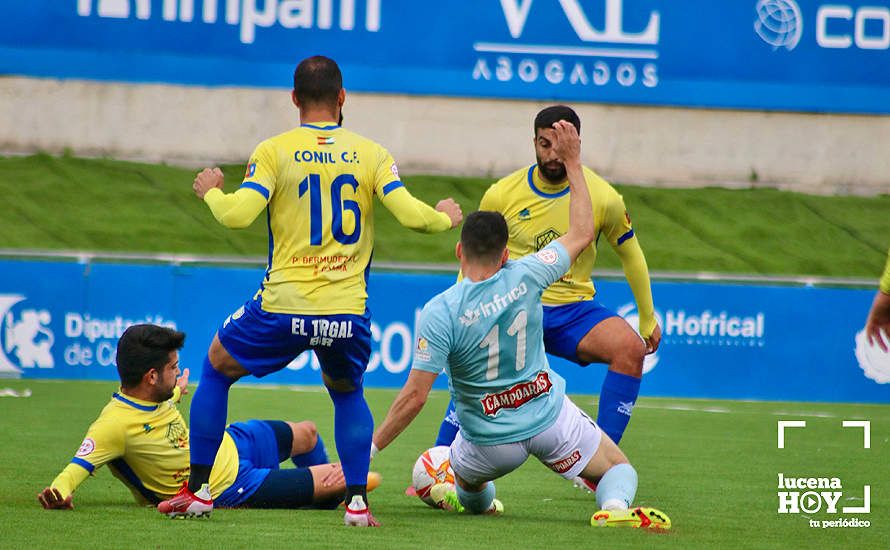 GALERÍA: El Ciudad de Lucena retoma la senda de la victoria frente al Conil (4-1)