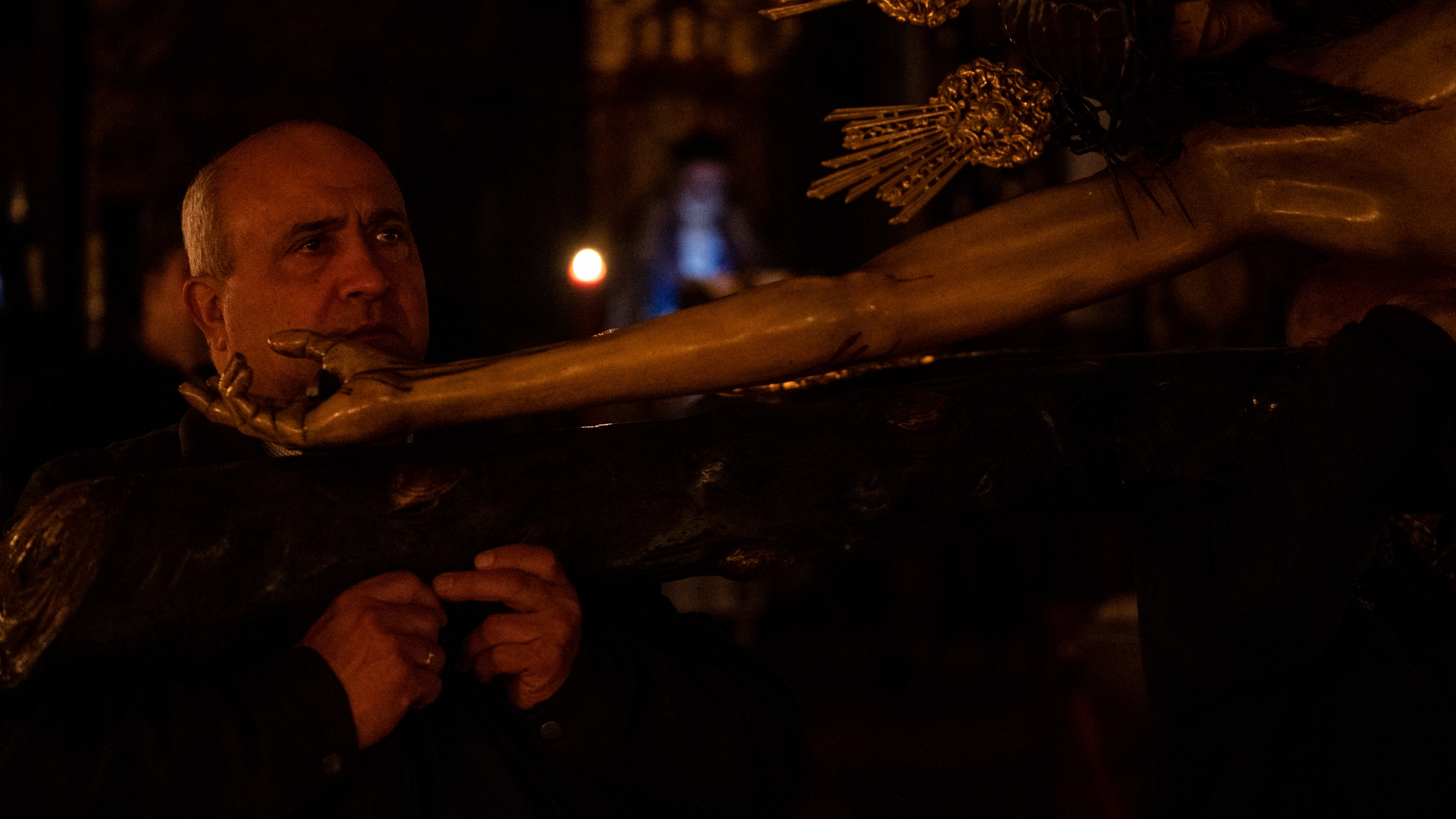 Viacrucis de la Familia de la Cofradía de la Sangre Viacrucis de la Familia de la Cofradía de la Sangre