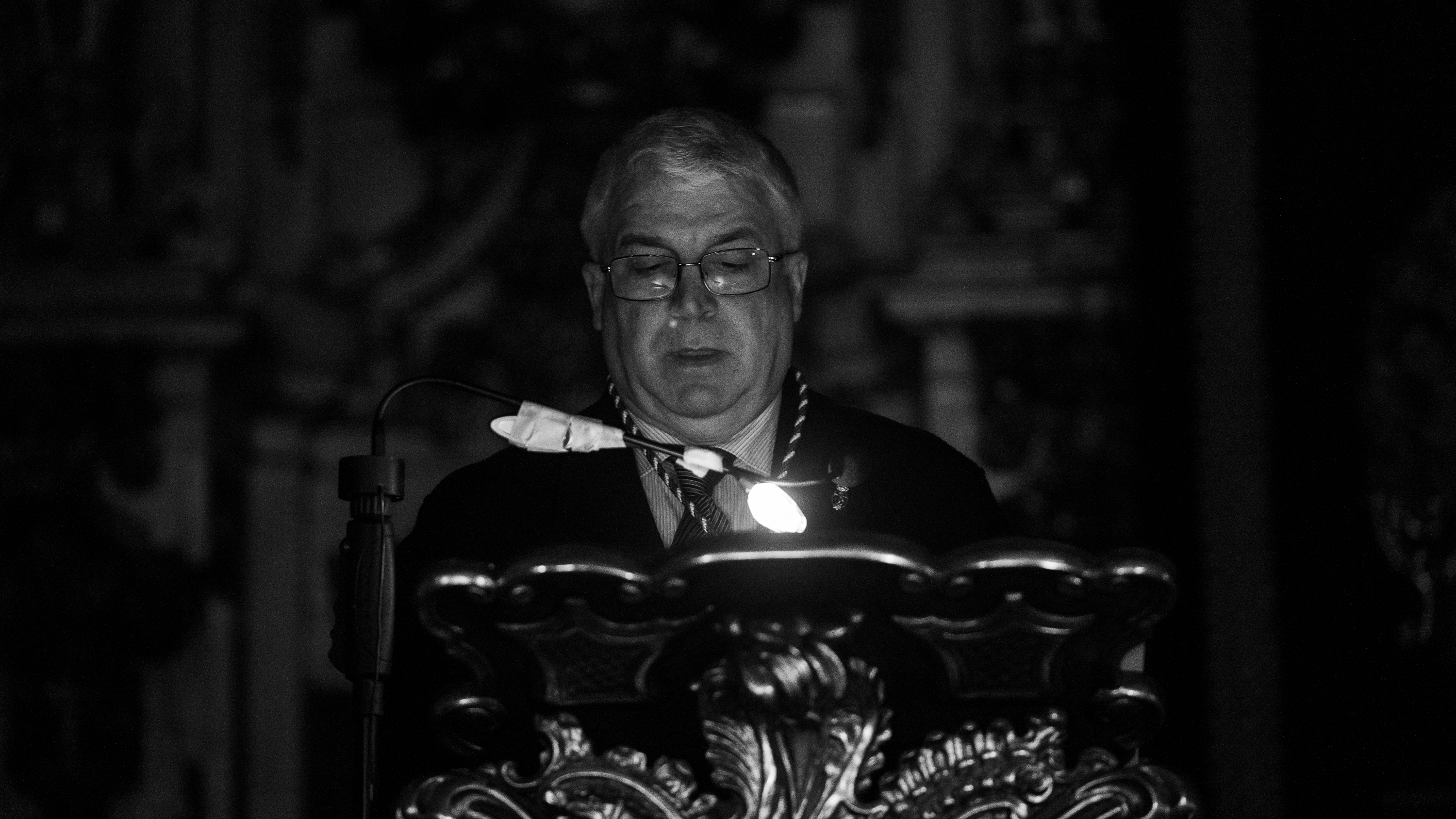Viacrucis de la Familia de la Cofradía de la Sangre Viacrucis de la Familia de la Cofradía de la Sangre