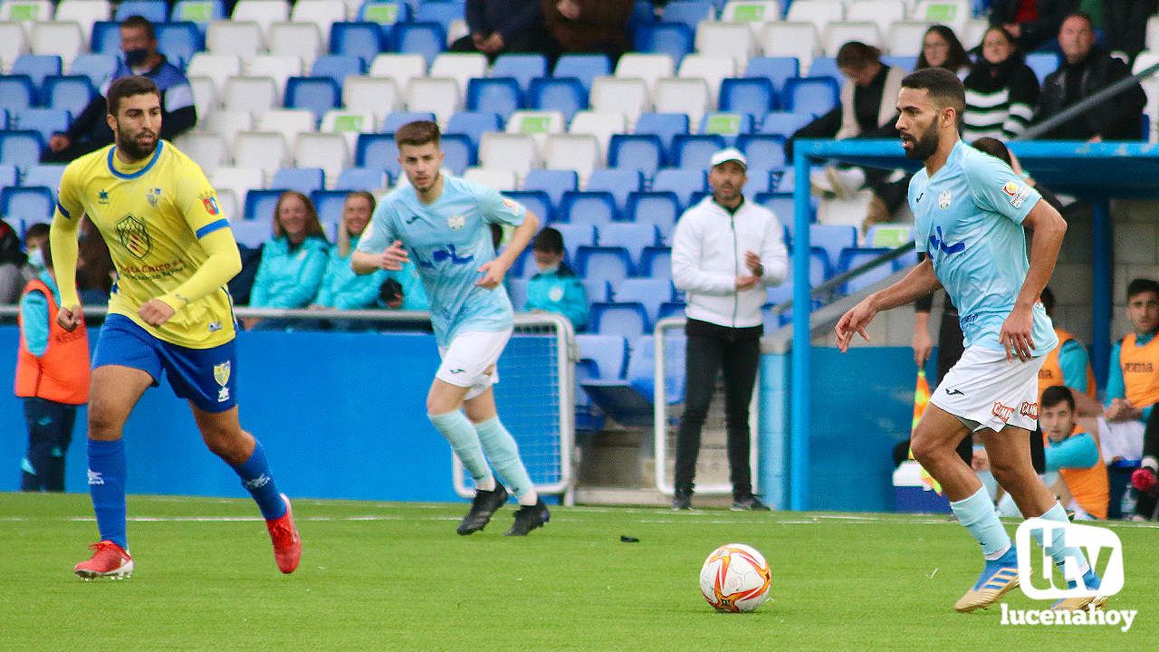 GALERÍA: El Ciudad de Lucena retoma la senda de la victoria frente al Conil (4-1)