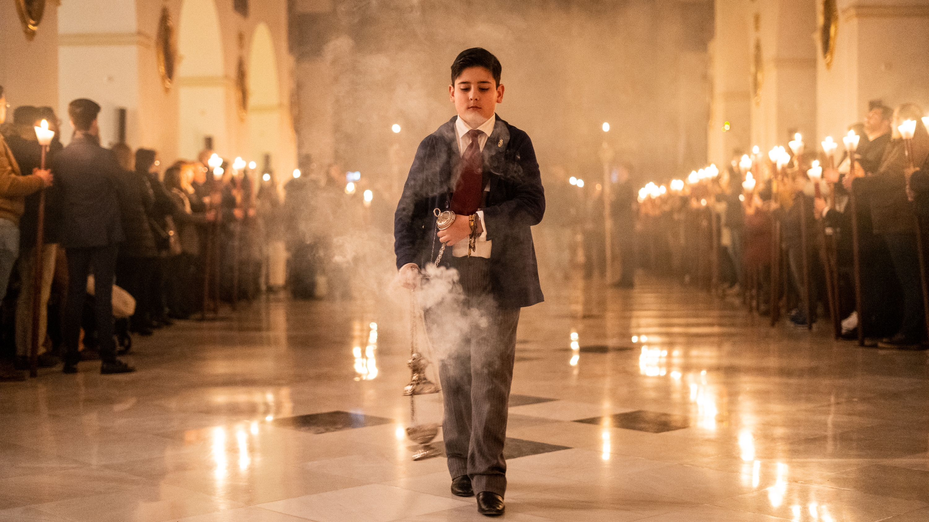 Viacrucis de la Familia de la Cofradía de la Sangre Viacrucis de la Familia de la Cofradía de la Sangre