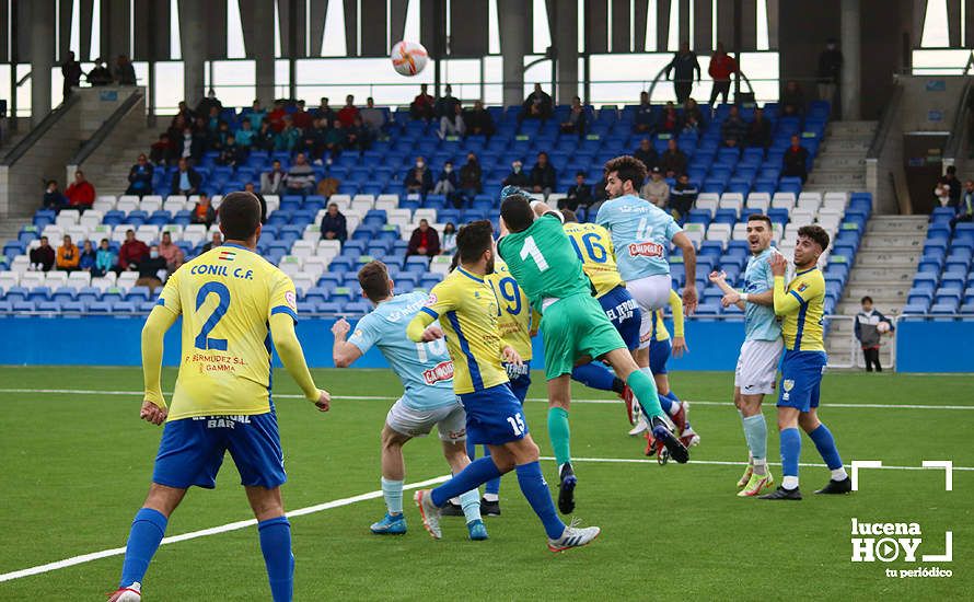 GALERÍA: El Ciudad de Lucena retoma la senda de la victoria frente al Conil (4-1)