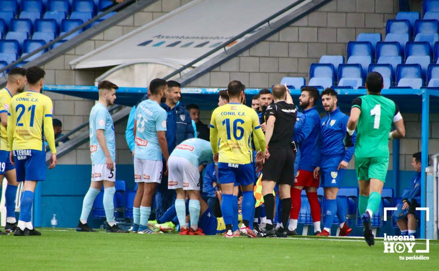 GALERÍA: El Ciudad de Lucena retoma la senda de la victoria frente al Conil (4-1)