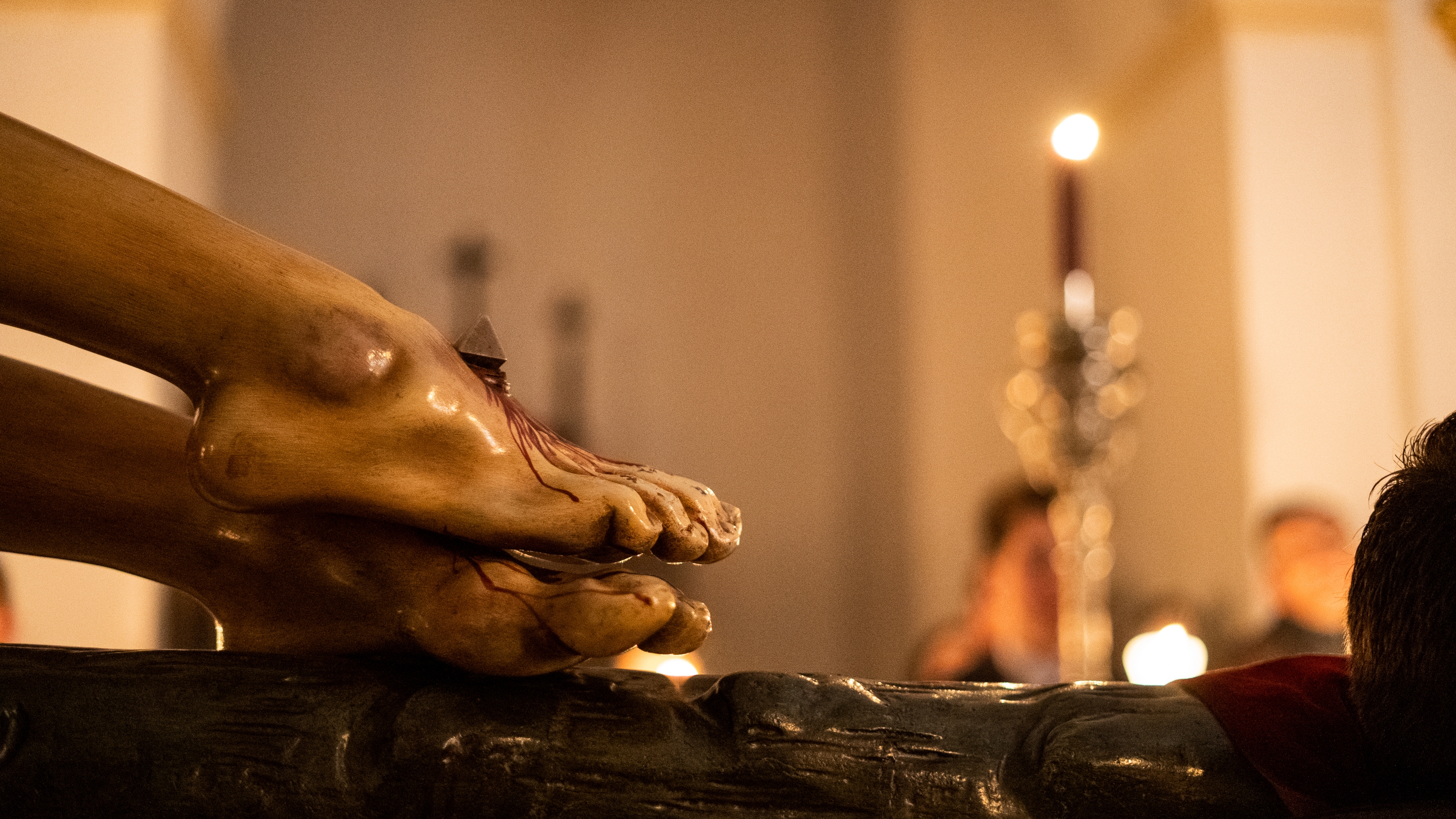 Viacrucis de la Familia de la Cofradía de la Sangre Viacrucis de la Familia de la Cofradía de la Sangre