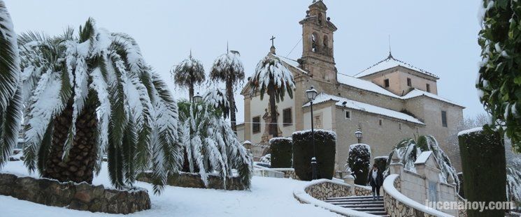  Crónica de una nevada histórica en Lucena (fotos y vídeo) 