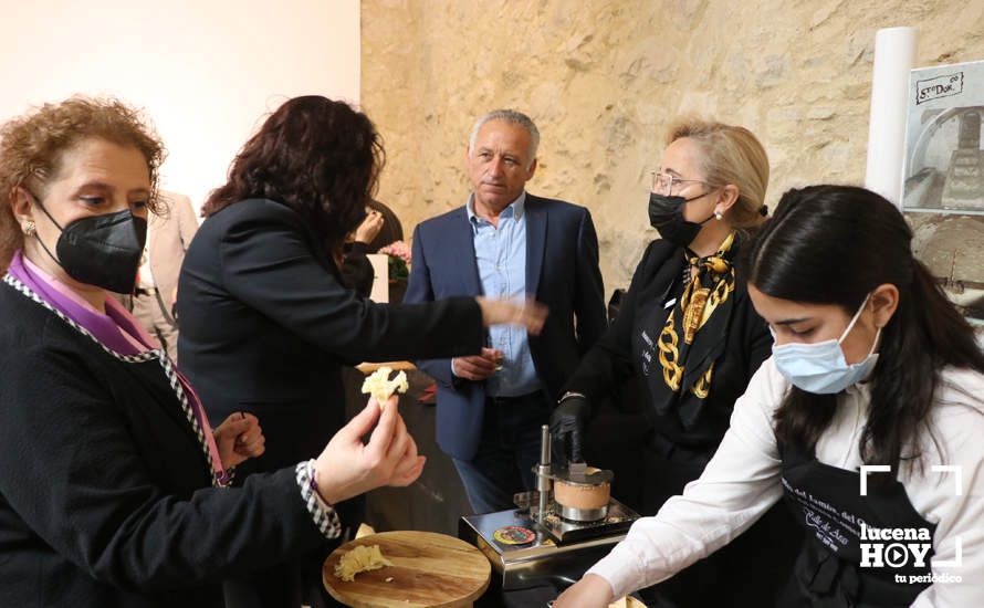 GALERÍA: Treinta empresas participan en FEME, la I Feria de Empresarias y Mujeres Emprendedoras de Lucena que se celebra en la Casa de los Mora GALERÍA: Treinta empresas participan en FEME, la I Feria de Empresarias y Mujeres Emprendedoras de Lucena que se celebra en la Casa de los Mora