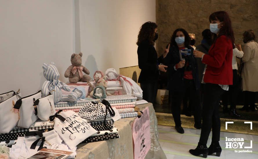 GALERÍA: Treinta empresas participan en FEME, la I Feria de Empresarias y Mujeres Emprendedoras de Lucena que se celebra en la Casa de los Mora
