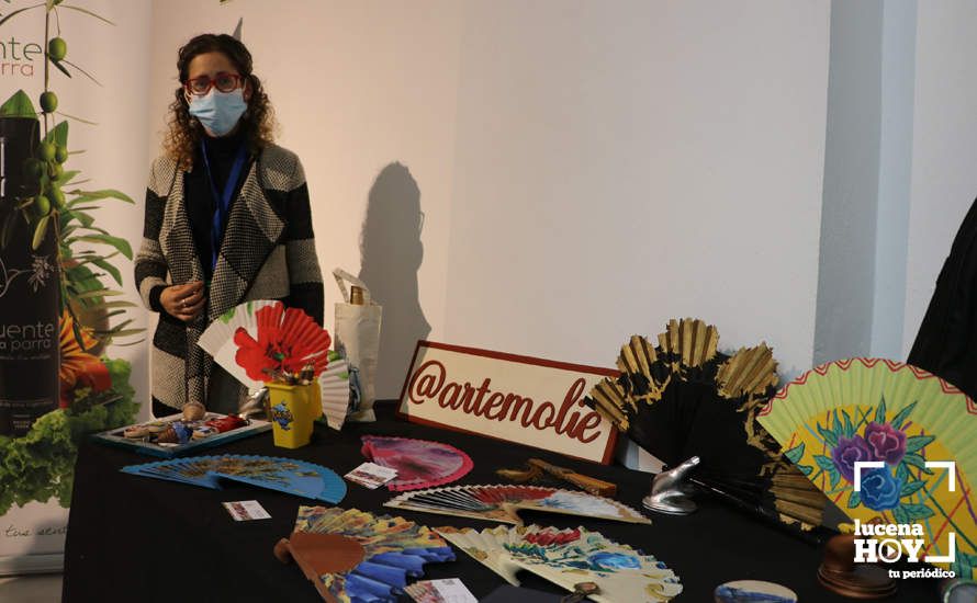 GALERÍA: Treinta empresas participan en FEME, la I Feria de Empresarias y Mujeres Emprendedoras de Lucena que se celebra en la Casa de los Mora GALERÍA: Treinta empresas participan en FEME, la I Feria de Empresarias y Mujeres Emprendedoras de Lucena que se celebra en la Casa de los Mora