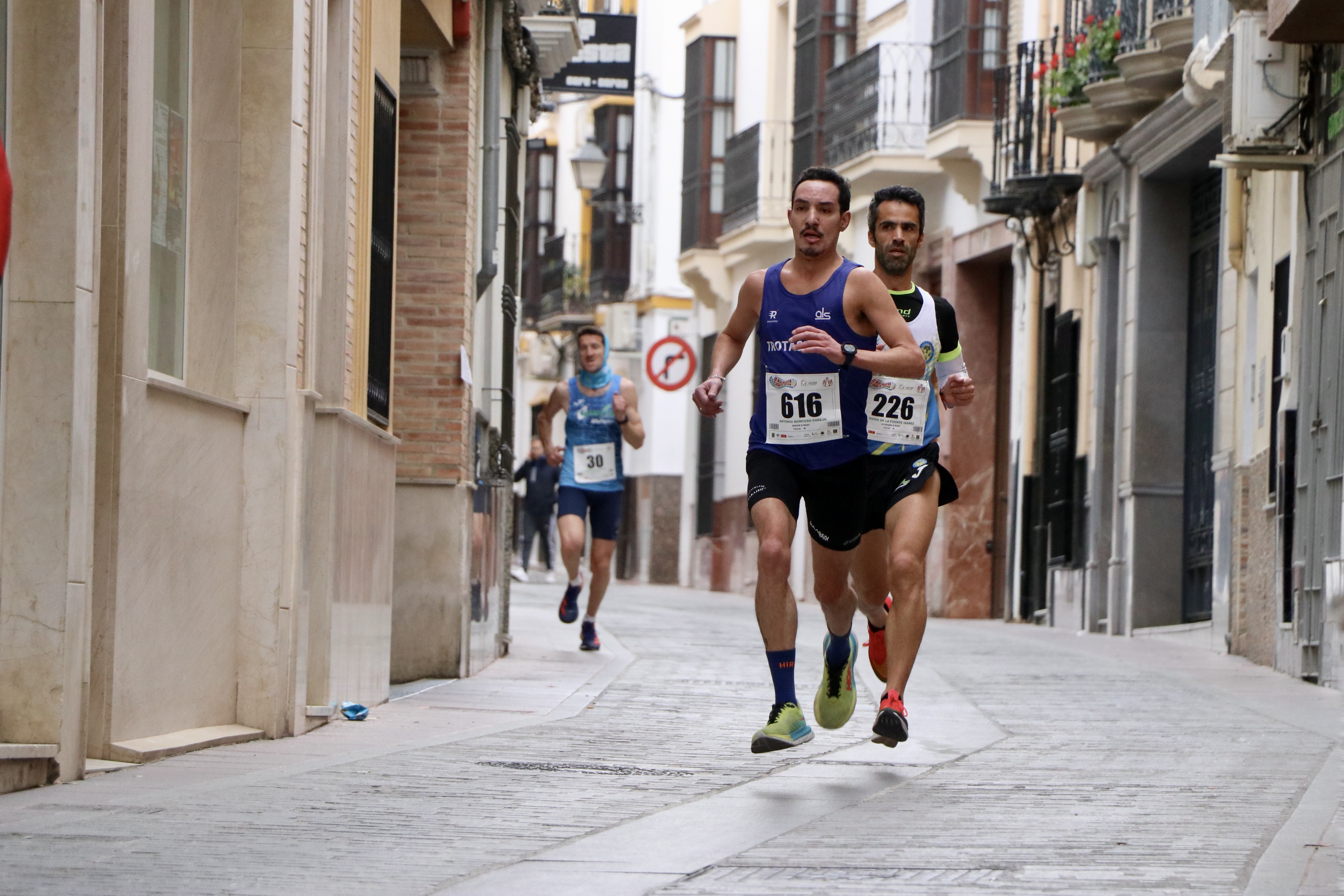 IX Media Maratón de Lucena IX Media Maratón de Lucena