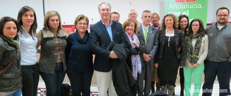  El PSOE acusa al PP de querer cerrar los centros de la mujer 