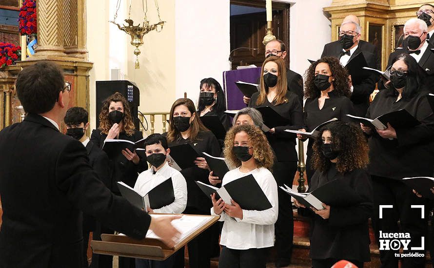 GALERÍA: La Coral Lucentina llevó a la iglesia de El Carmen sus "Cantos para el alma"
