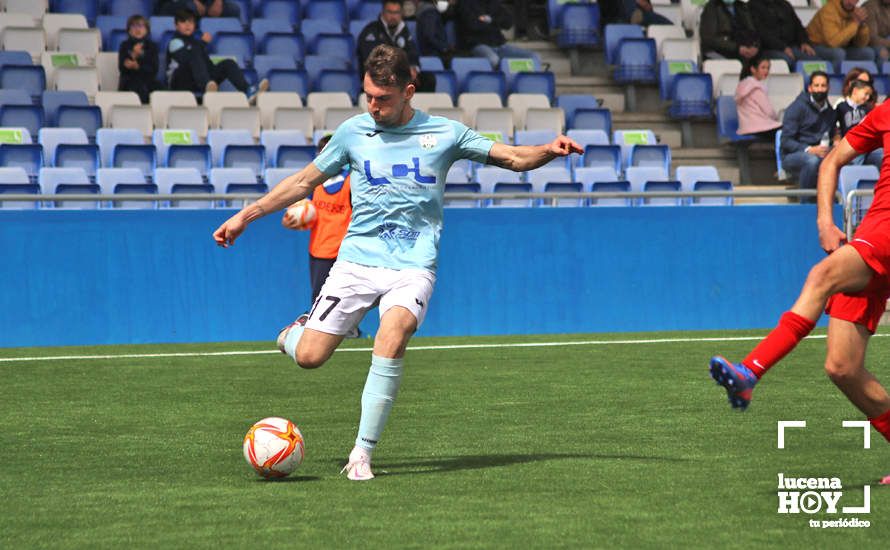 GALERÍA: El Ciudad de Lucena se complica la vida tras caer frente al Sevilla C (1-2). Las fotos del partido