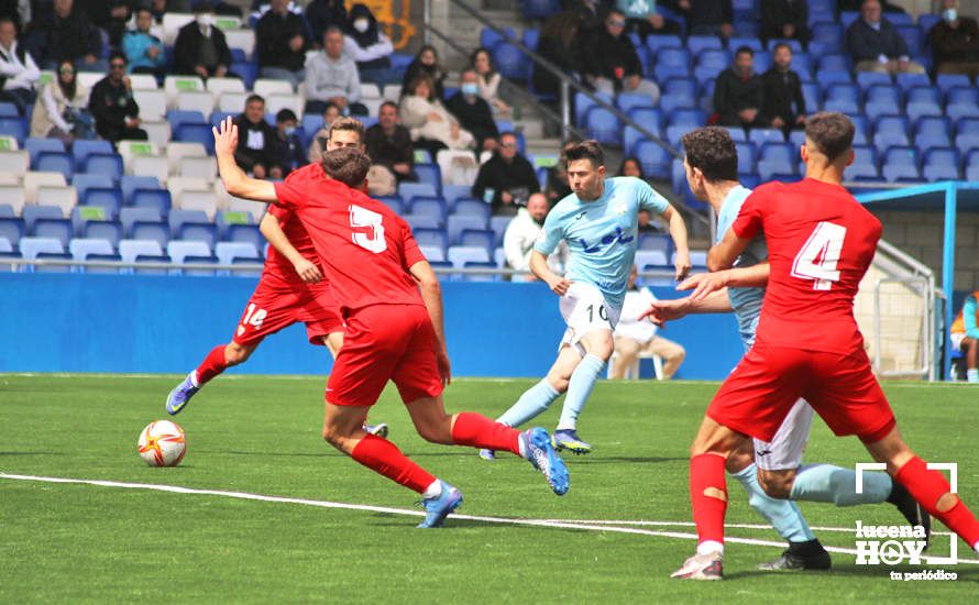 GALERÍA: El Ciudad de Lucena se complica la vida tras caer frente al Sevilla C (1-2). Las fotos del partido